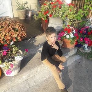 Meet your Posher, Moraima